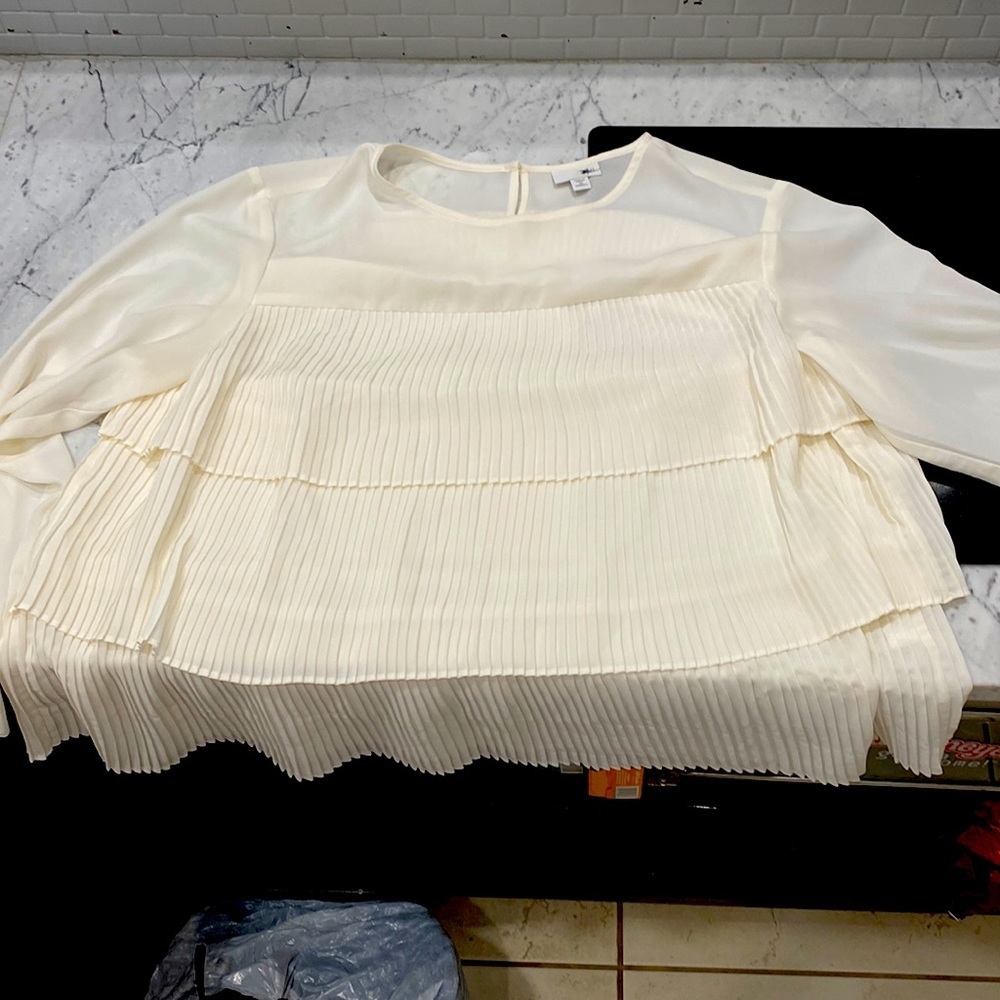 Flowy scrunch top